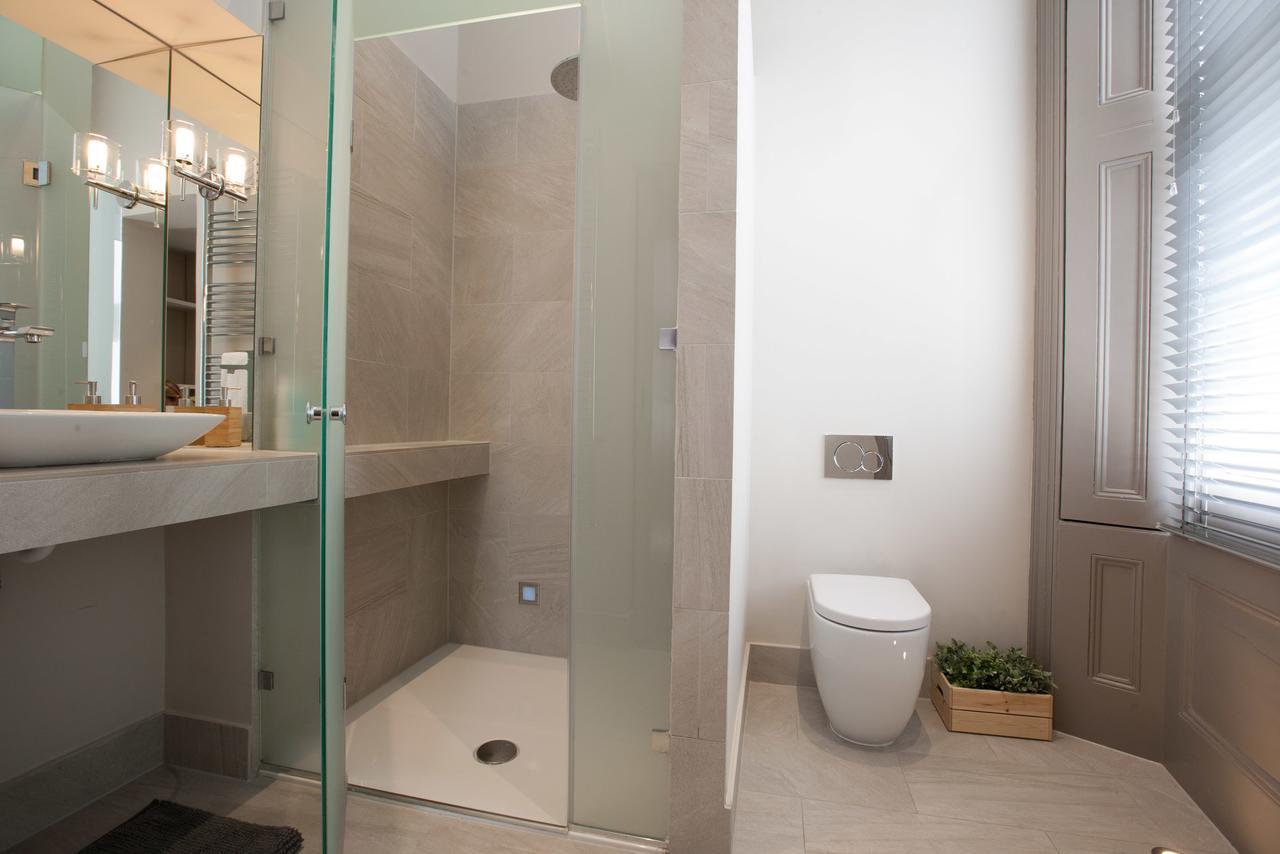 Emperors Gate Residence By Allo Housing London Bagian luar foto