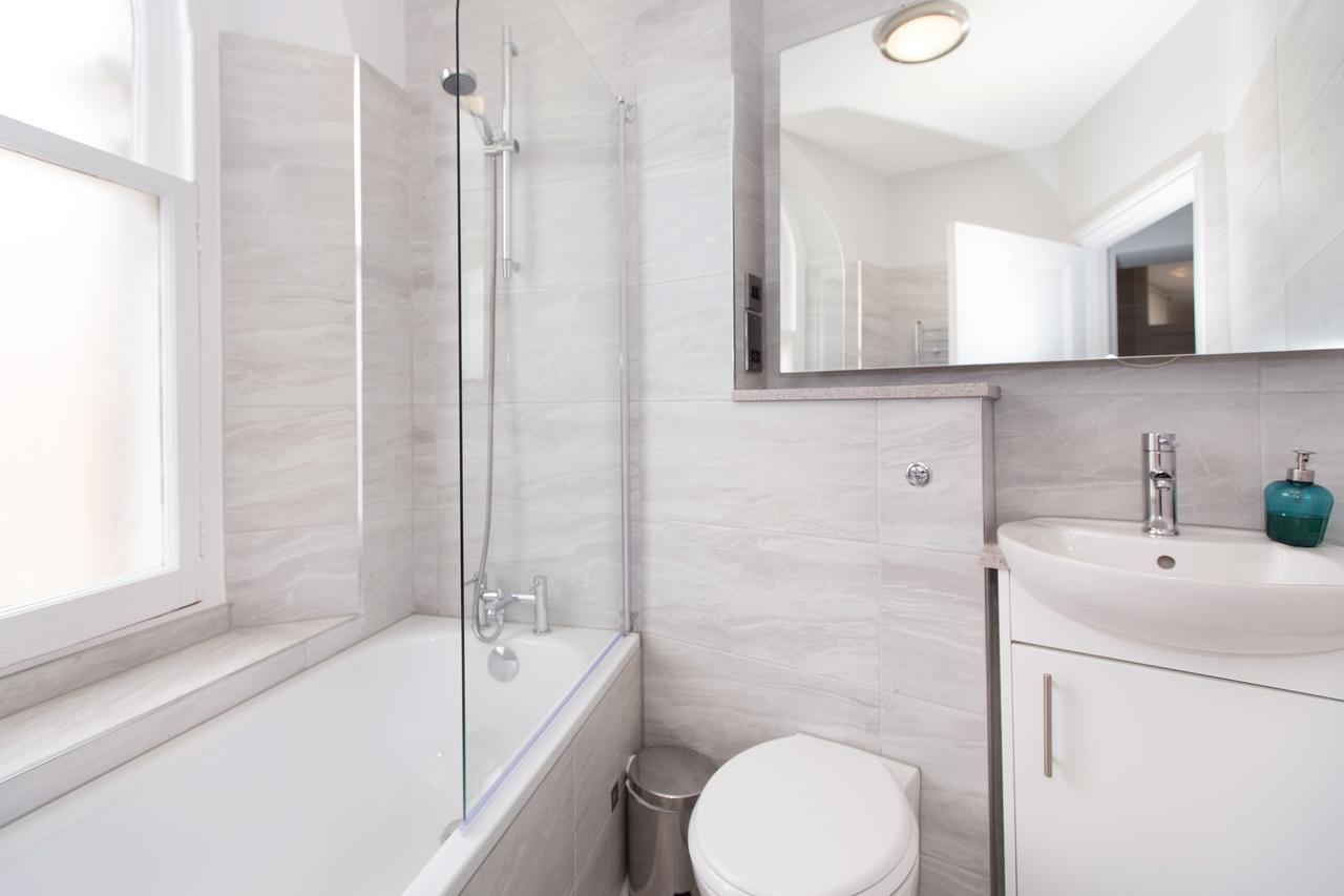 Emperors Gate Residence By Allo Housing London Bagian luar foto